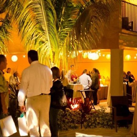 Coconut Cove All Suite Hotel Clearwater Beach Exterior photo