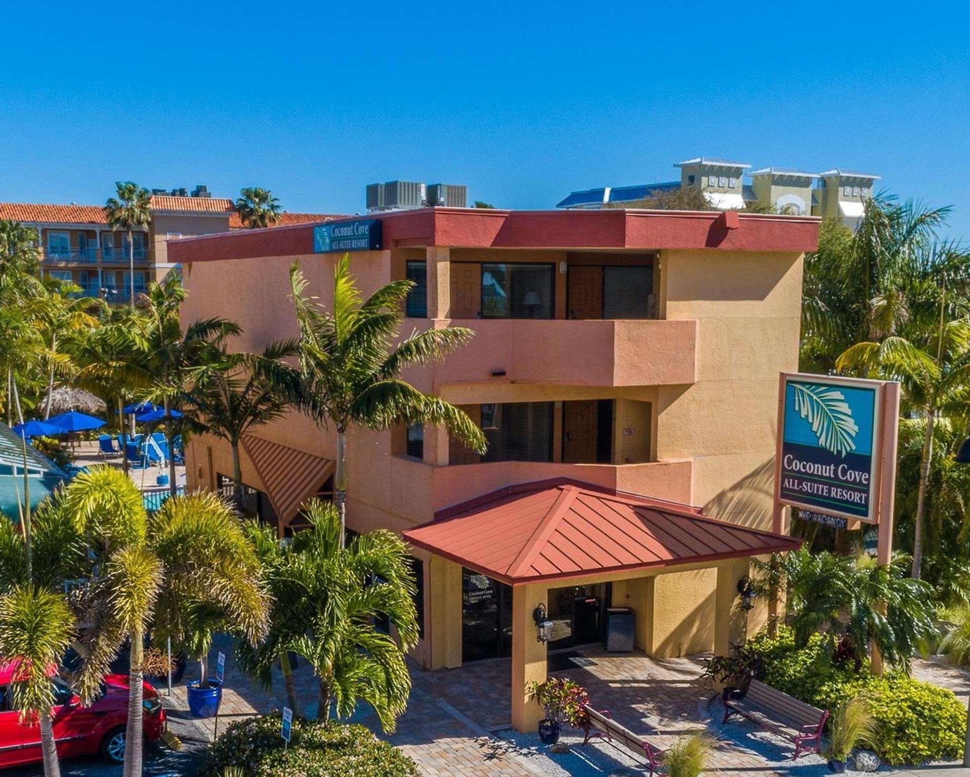Coconut Cove All Suite Hotel Clearwater Beach Exterior photo