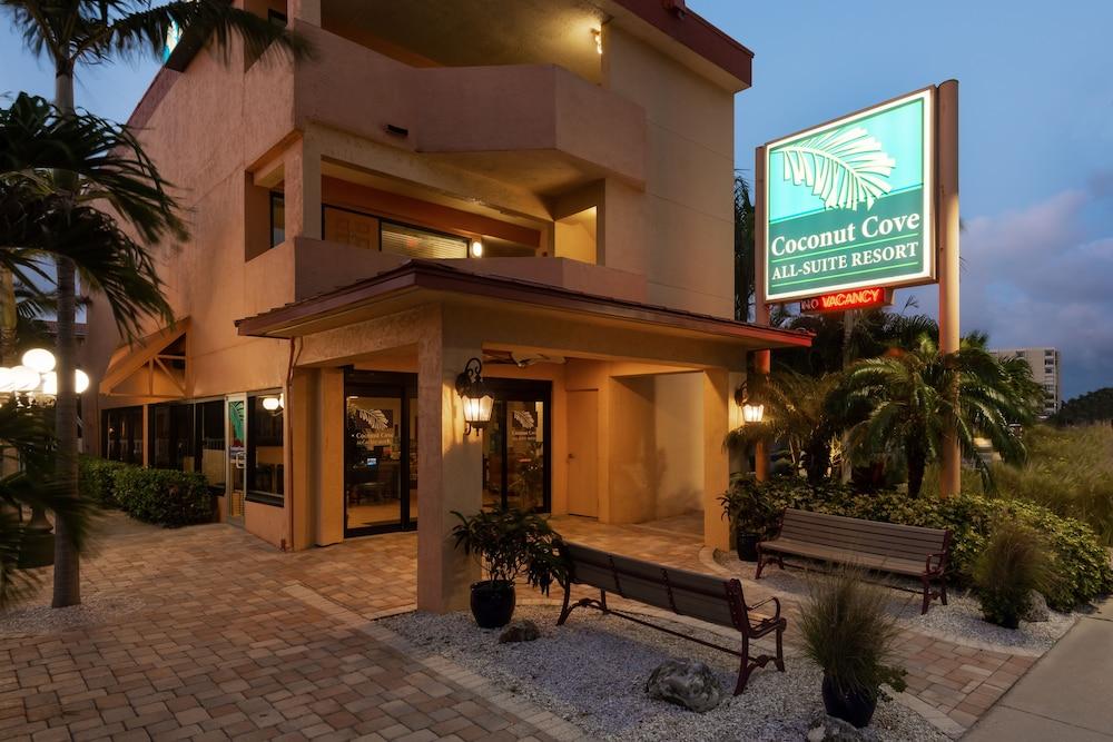 Coconut Cove All Suite Hotel Clearwater Beach Exterior photo
