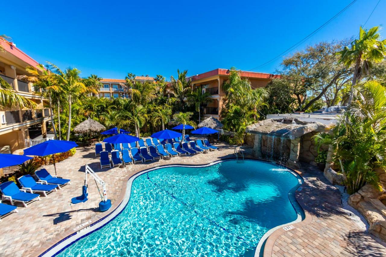 Coconut Cove All Suite Hotel Clearwater Beach Exterior photo