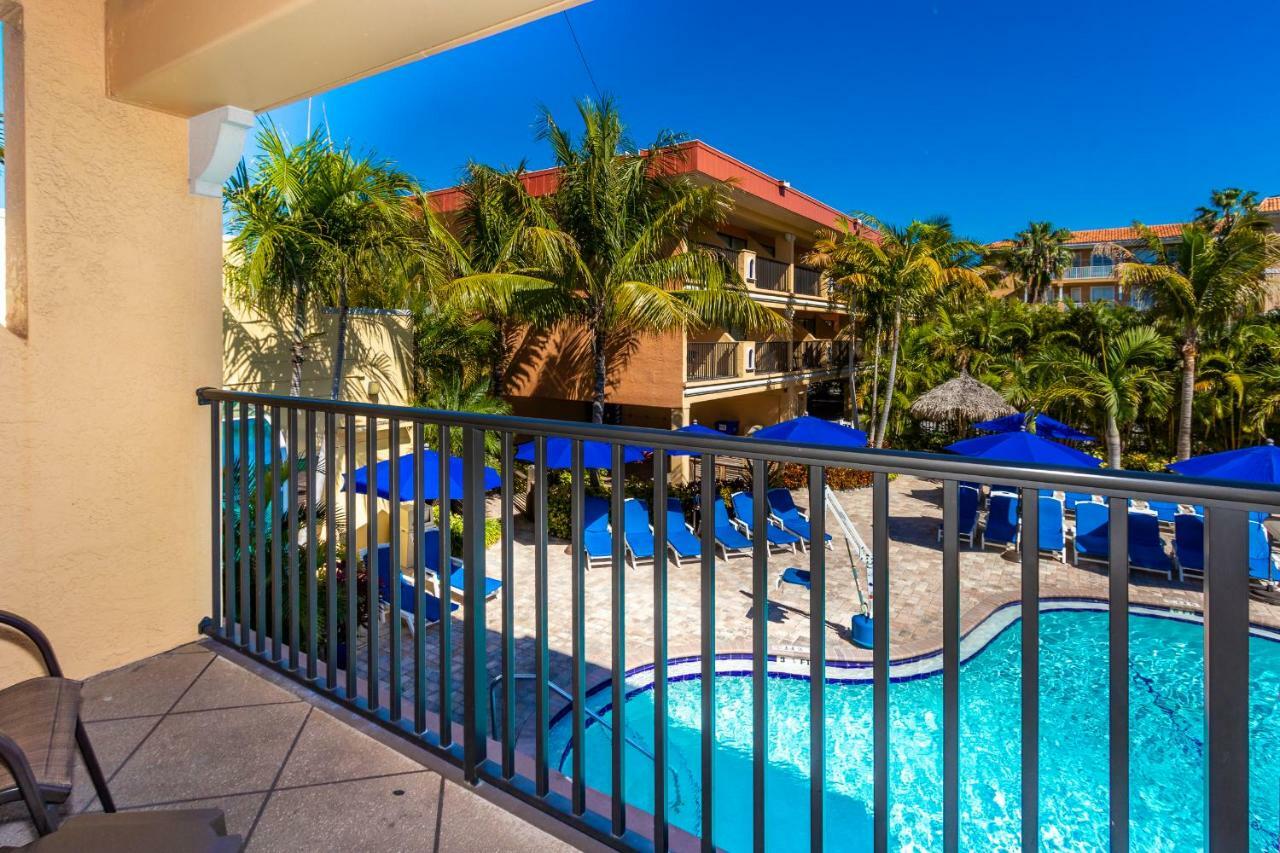 Coconut Cove All Suite Hotel Clearwater Beach Exterior photo