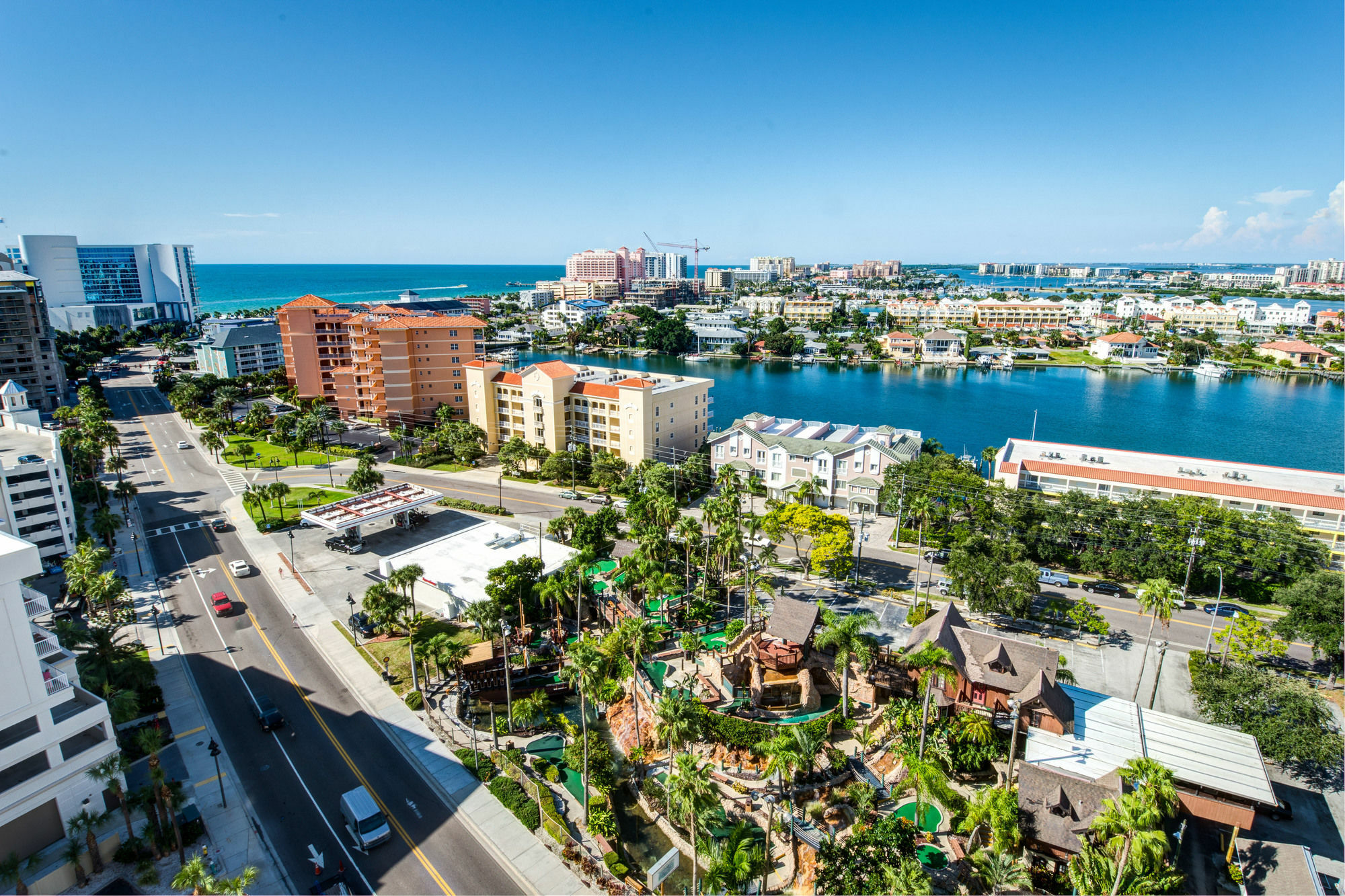 Coconut Cove All Suite Hotel Clearwater Beach Exterior photo